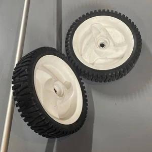 OEM Craftsman Husqvarna 1 (zwei) Rasenmäherrad, 8x1,75, Radialprofil 583733501 - Bild 1 von 15