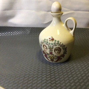 1981 HOUSE OF PEERS JUBILÄUMSFLASCHE HOCHZEIT VON DIANA UND CHARLES - Bild 1 von 12