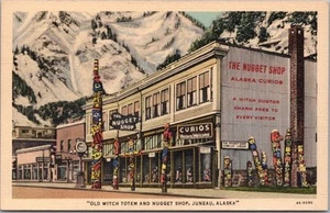 JUNEAU, Alaska Postal "Tótem de Bruja Vieja y Tienda de Pepitas" Curteich LINO c1934 - Imagen 1 de 2