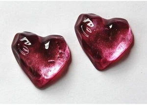 Vintage Funky Mod Bumpy Fuchsia Lucite Heart Cabochon (2) cab773J - Picture 1 of 2