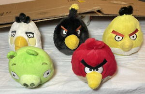 Angry Birds 6” Plush Lot Of 5 (Pig, Red, Black, Yellow, White)