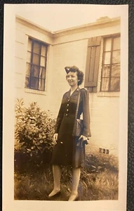 WW II - Original photo Women's Army Nurse Corp. RARE Photo - Must See ! - Picture 1 of 2