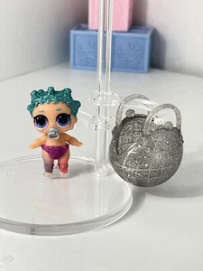 LOL Sorpresa MGA Lil Cosmic Queen Sister Serie 3 Ultra-Raro 3-037 y Accesorio - Imagen 1 de 7