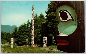 De colección Alaska AK Sitka Monumento Nacional Tótem Polos Años 60 Ver Postal - Imagen 1 de 2