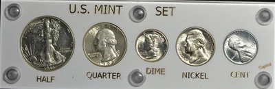 1943 D MINT SET-CHOICE/GEM/BU FSB Mercury 5 Step Nickel WHITE CAPITAL HOLDER - Image 1 of 4