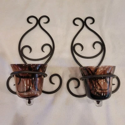 2 apliques de pared decorativos de metal negro y vidrio soplado a mano con candelabro de luz de té Foto 1 de 4