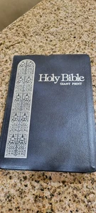 Holy Bible KJV Vintage 1976 Giant Print Red Letter Regency 883B King James, EUC - Bild 1 von 11