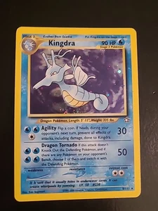 Kingdra - 8/111 - Pokemon Neo Genesis Unlimited Holo Rare Card WOTC Vintage MP+ - Foto 1 di 4