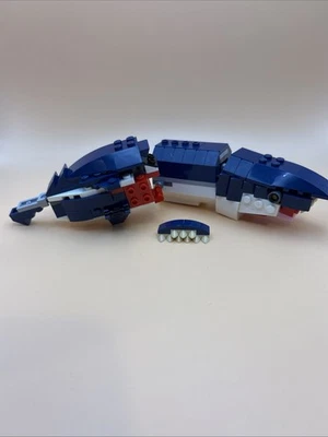 Deep Sea Creatures LEGO CREATOR 3-in-1: 31088 Incomplete Shark Only For parts - Image 1 of 4