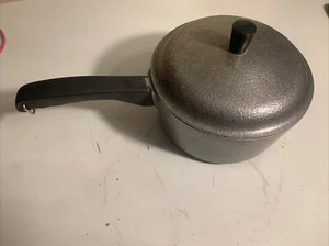 Vintage Club 2 Quart Cooking Pot Saucepan w/ Lid Hammered Aluminum - Picture 1 of 10