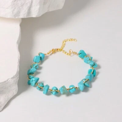 L17 vergoldetes Armband mit Draht umwickelte türkisfarbene Steine - Bild 1 von 4