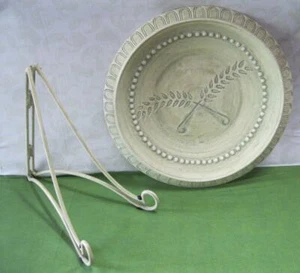 TAZÓN/SOPORTE DECORATIVO VERDE COMO NUEVO PESADO, 1990 Diámetro 15,5" Hojas de plantas - Imagen 1 de 1