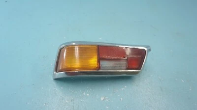MERCEDES--BENZ W113 PAGODA 280SL, LUZ TRASERA IZQUIERDA tiene lente agrietada  Foto 1 de 4
