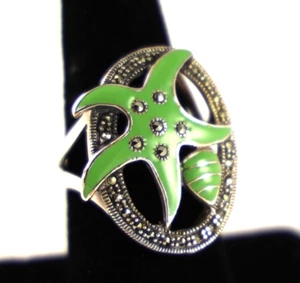 Anillo de plata de ley .925 estrella de mar verde y esmalte de concha y marcasita talla 8 - Imagen 1 de 9