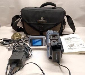 Sony DCR-TRV240 Digital Handycam Steadyshot NTSC Digital 8 Video Camera Recorder - Picture 1 of 24