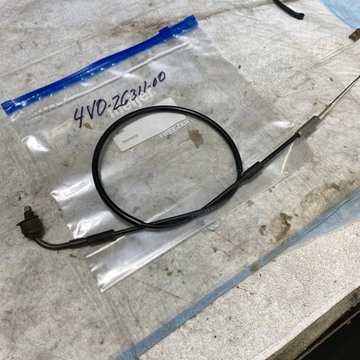 Nuevo de Lote Antiguo Cable de Acelerador Original Yamaha YZ60 YZ 4V0-26311-00-00 #GK3 Foto 1 de 3