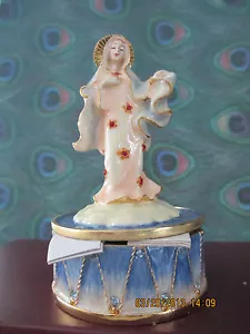 4073 BLESSED MOTHER ~ MUSIC BOX ~ ENCRUSTED WITH AUSTRIAN CRYSTALS - Picture 1 of 5