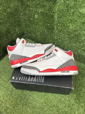 Size 8.5 - Jordan 3 Retro Mid Fire Red - Image 1 of 4