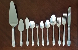 1847 Rogers Bros./Intnl. Silver "First Love" Choice Combined Shipping - Picture 1 of 34