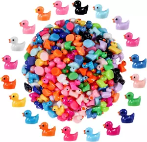 200 Pcs Mini Duck Set: 20 Colors, 10 Ducks Each, Dimensions 0.7 X 0.6 X 0.4 Inch - Picture 1 of 12