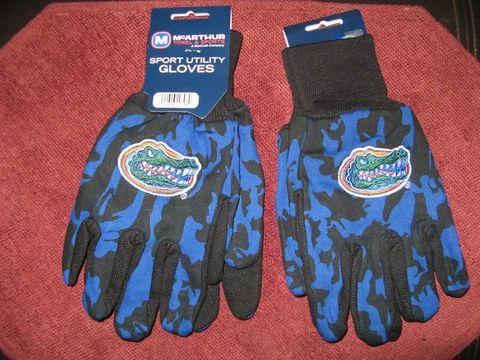 TWO  PAIR OF FLORIDA GATORS, SPORT UTILITY GLOVES FROM FOREVER COLLECTABLE Cover
