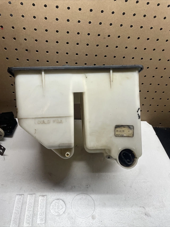 Ford F-150 F-250 F-350 Bronco 1992-1996 lavadora depósito de líquido refrigerante fabricante de equipos originales Foto 1 de 4