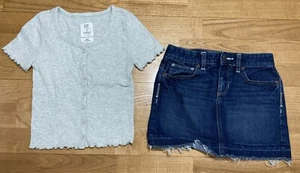 Girl's Gap & Old Navy Outfit size 8 - Gray Ribbed Top w/Jean Skirt EUC - Picture 1 of 7