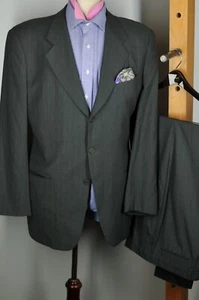 Giorgio Armani Le Collezioni Men's Medium Gray Striped Wool Suit 42L 42 Long - Picture 1 of 8
