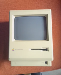 Apple Macintosh Plus 1MB - Photo 1/8