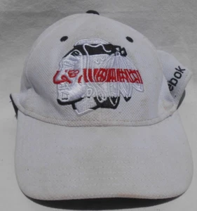 Reebok Face Off NHL Chicago Blackhawks Stadium weiße Streifen Emblem flexible Passform Mütze - Bild 1 von 10