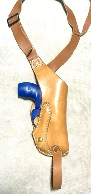 HUNTER TAN  33-30 2M SHOULDER LEATHER HOLSTER - RH SMITH & WESSON CHIEF SPECIAL - Image 1 of 4