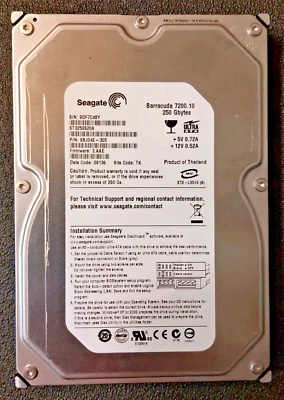 Seagate ST3250620A Barracuda 7200.10 250GB 7200RPM ATA-100/IDE 3.5" Hard Drive - Image 1 of 2