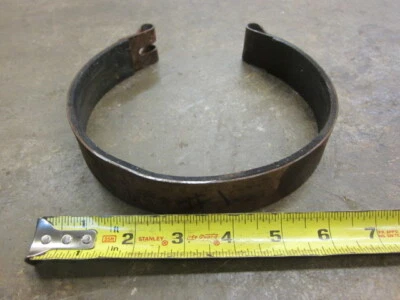 Banda de freno de estacionamiento para cortacésped de giro cero John Deere M665 60 pulgadas TCA10046 Foto 1 de 4