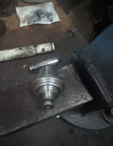 Ford c4 vacuum modulator push in type Mustang - Picture 1 of 2