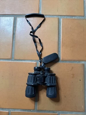 Vintage Swift Focus Binoculars Used V1174 Bad Condition - Image 1 of 4