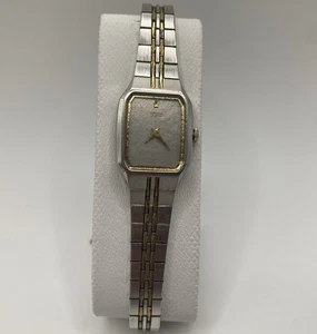 Vintage Seiko Watch Women Silver Gold Tone 2Y00-5279 Quartz 17mm New Battery - Picture 1 of 9