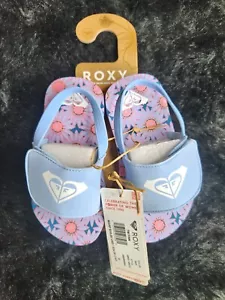 Sandalia chanclas Roxy Tw Finn con honda trasera para niñas, niño pequeño talla 8, azul 233, ¡nueva!! - Imagen 1 de 10