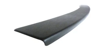 Protector de borde de carga de plástico negro para Ford Fusion Van (V/5) 2002-2012 - Imagen 1 de 4