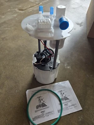 Módulo de bomba de combustible Buick Encore, Chevrolet Trax sin pieza de sensor de nivel #13516849 Foto 1 de 4