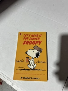 Let's Hear it for Dinner, Snoopy (Coronet Boo... par Schulz, Charles M. Paperback - Photo 1/8
