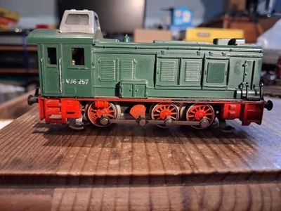 Trix Express H0 2261 V 36 257 in grün - Bild 1 von 4