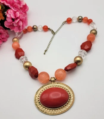 Colgante Cabujón Naranja Grueso Lucita Cuentas Distintivo Collar 21" Ajustable Foto 1 de 4