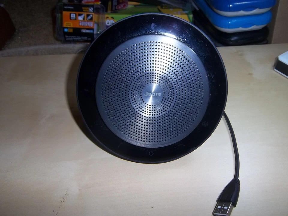 Altavoz portátil Jabra Speak 750 MS Teams para música y llamadas con enlace USB Foto 1 de 1