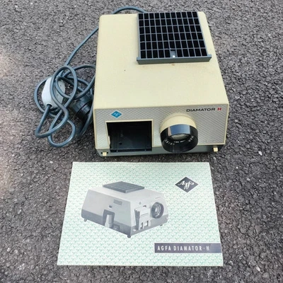 Proiettore diapositive Agfa Diamator 4 anni 60 - Immagine 1 di 2