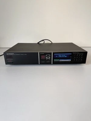 Pioneer F-X700 FM/AM Digital Synthesized Tuner Vtg Mini IV Series Tested Good - Image 1 of 4
