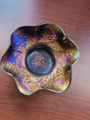Nice Purple Dugan Carnival Glass Holly & Berry Pattern Bowl - Image 1 of 4