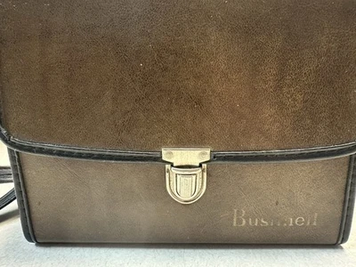 Vintage BUSHNELL SPORTVIEW Extra Wide Angle 7X35 Insta-Focus Binoculars w/case - Image 1 of 4