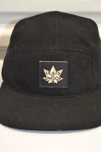 Cappello Berretto Leafs By Snoop Dogg Lana Nera 5 Pannelli Chiusura Pelle Regolabile - Foto 1 di 5