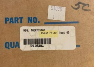 Genuine OMC, OEM Thermostat Housing PN 0910281, 910281 New in Box - Foto 1 di 4