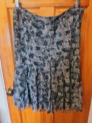 Charter Club 100% Silk Lined Side Zipper Skirt Size 22W NWOT   - Image 1 of 4